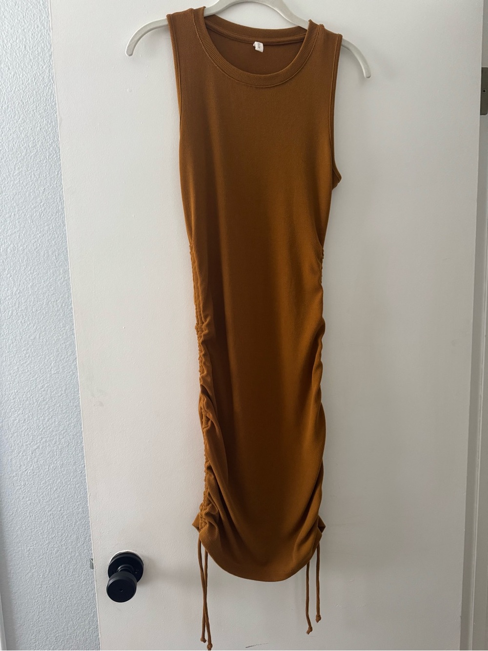 Wishlist Sleeveless Ruched Midi Dress